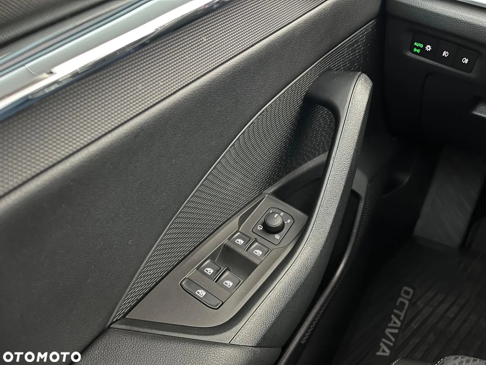 Skoda Octavia 1.5 TSI ACT Style - 16