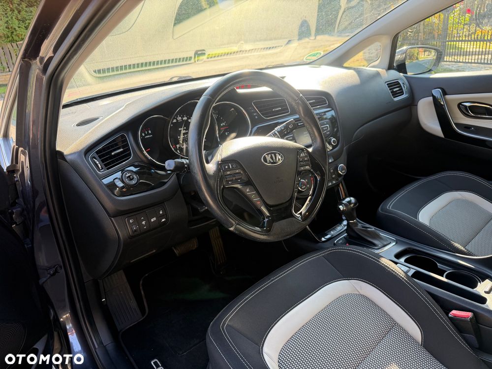 Kia Ceed 1.6 GDI DCT Spirit - 13