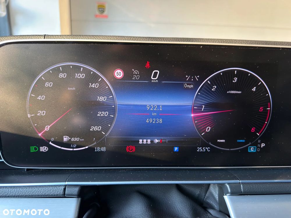 Mercedes-Benz GLE 300 d mHEV 4-Matic AMG Line - 12