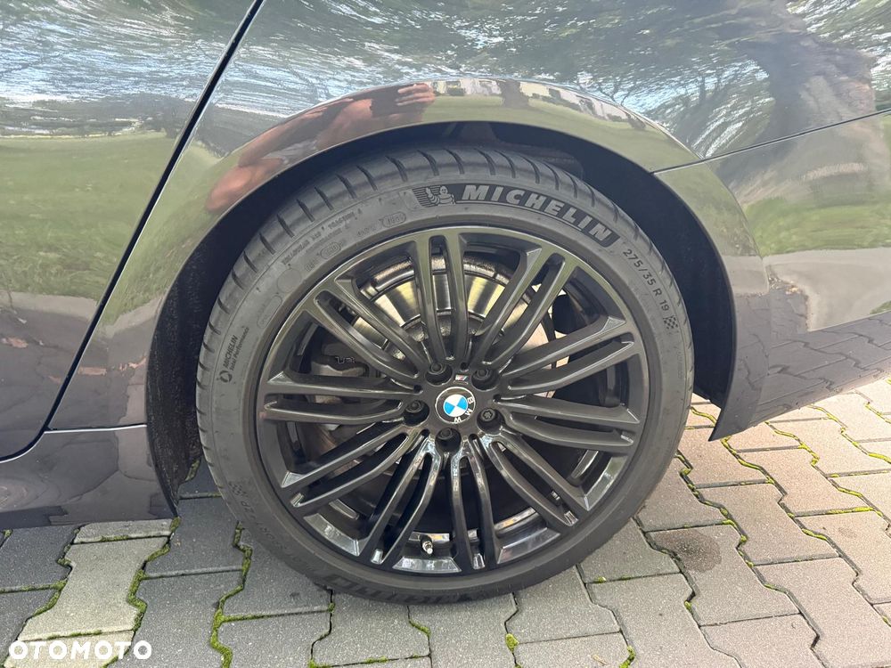BMW Seria 5 520d xDrive - 6