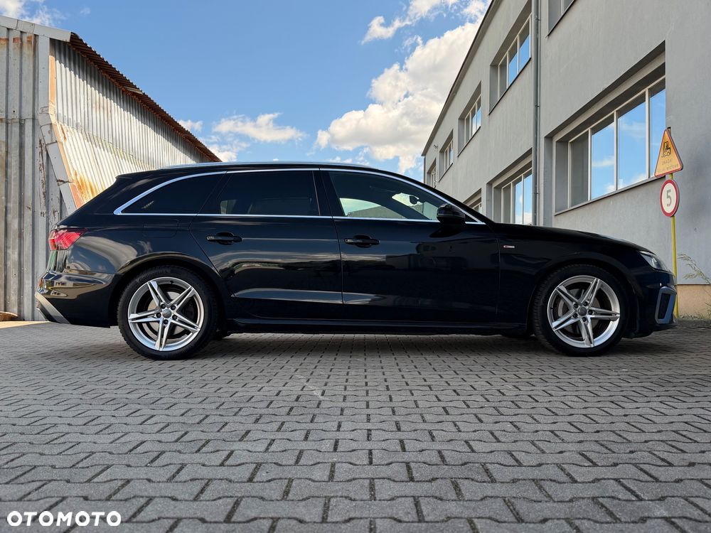 Audi A4 Avant 40 TDI S tronic S line - 16