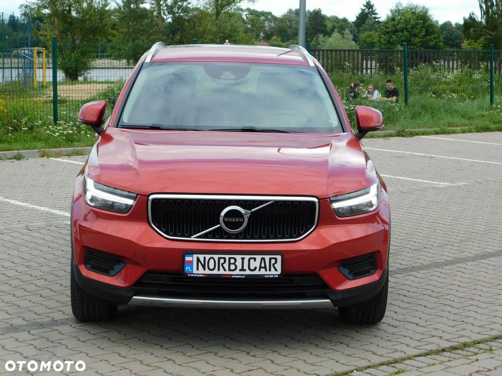 Volvo XC 40 T3 Geartronic Momentum Pro - 34
