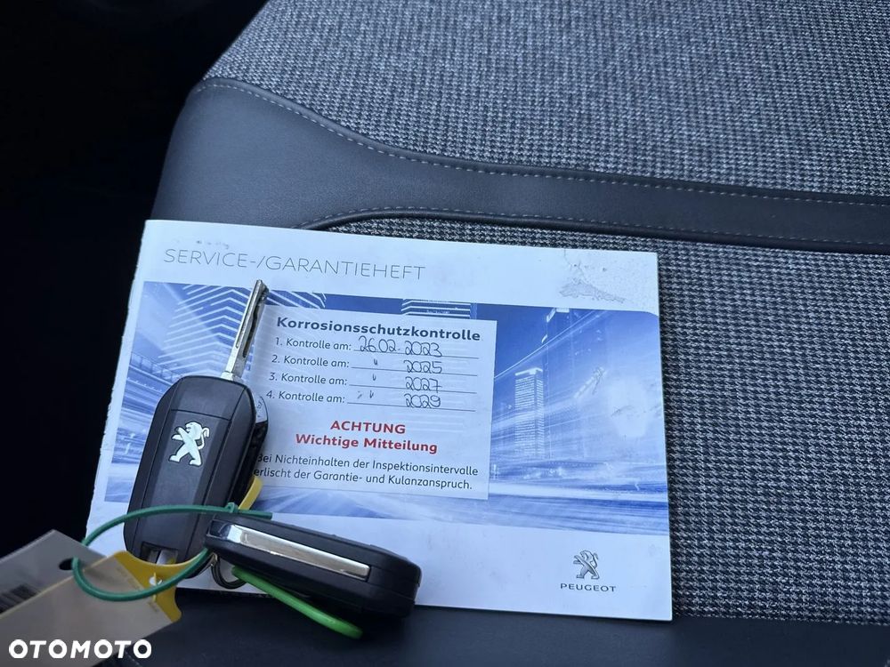 Peugeot 5008 PureTech 180 EAT8 Stop & Start Allure - 24
