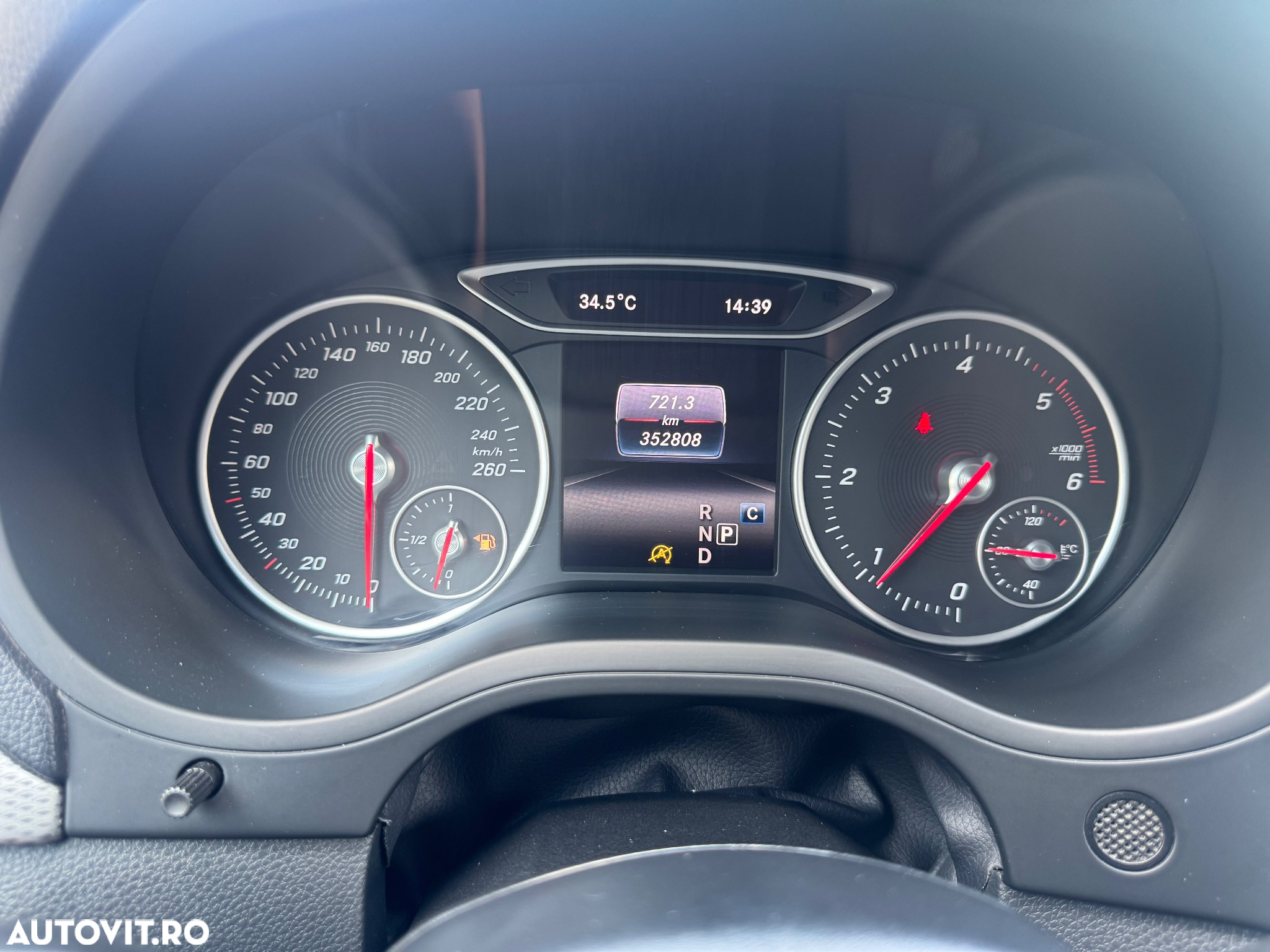 Mercedes-Benz B 180 d 7G-DCT Style - 3