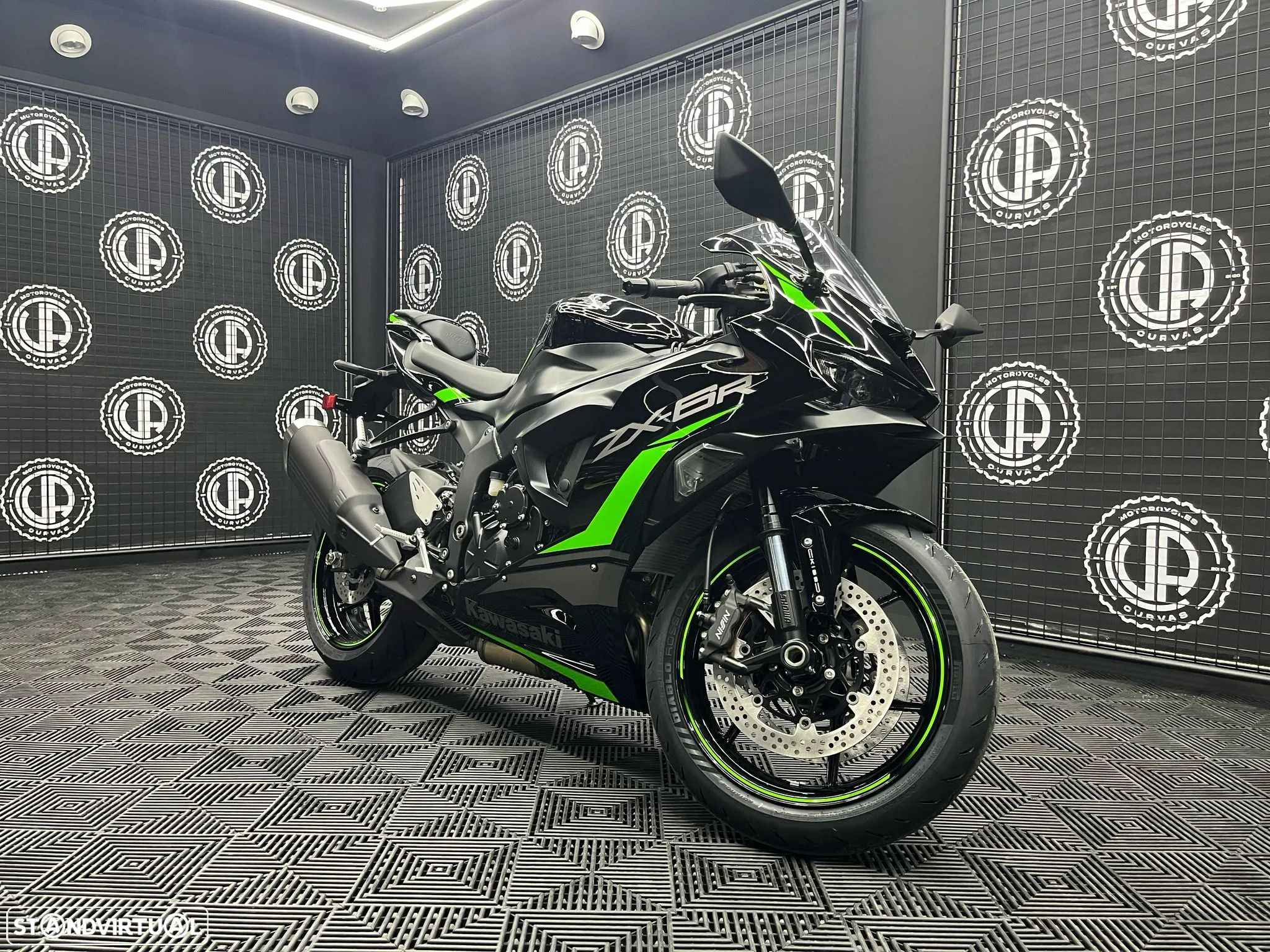 Kawasaki ZX 6R - 1