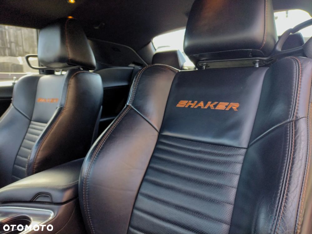 Dodge Challenger Automatik R/T Plus Shaker - 12