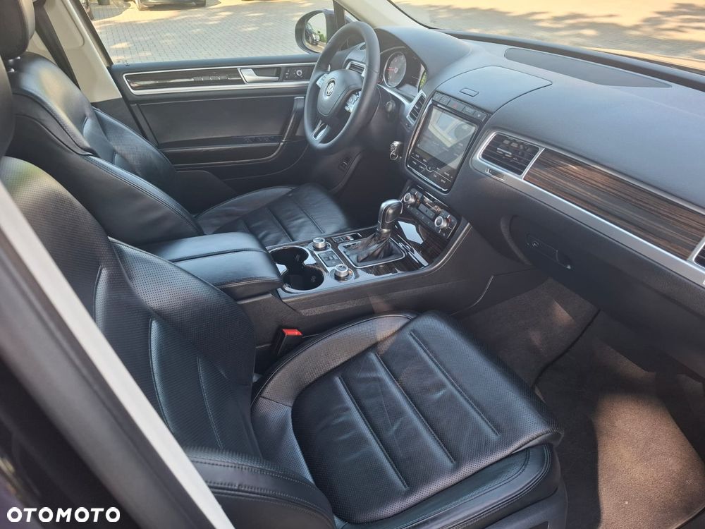 Volkswagen Touareg 3.0 V6 TDI Blue Motion DPF Automatik Exclusive - 32