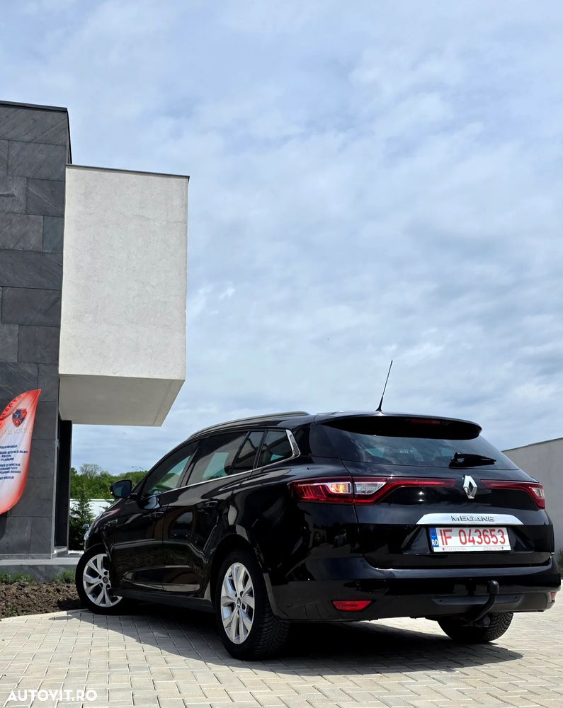 Renault Megane TCe 140 GPF LIMITED - 8