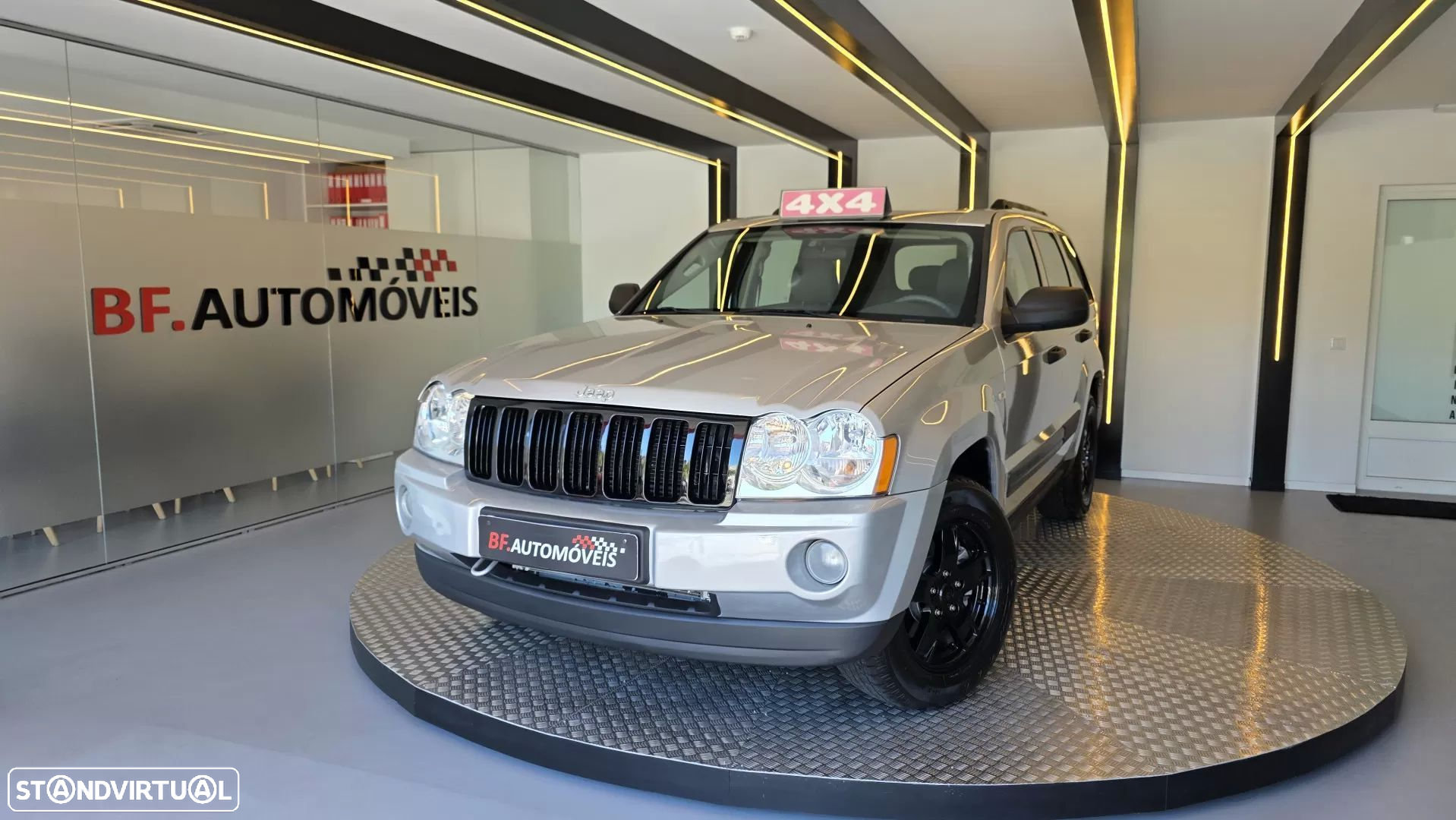 Jeep Grand Cherokee 3.0 CRD V6 Laredo - 11