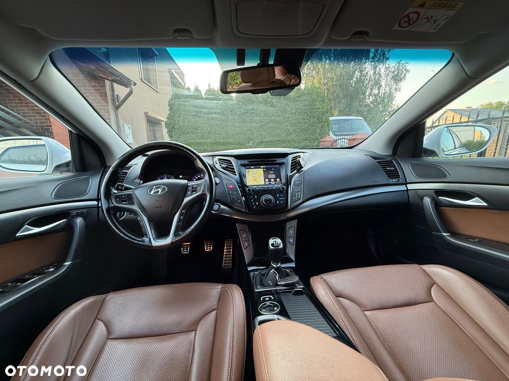 Hyundai i40 Kombi 1.7 CRDi Premium - 20