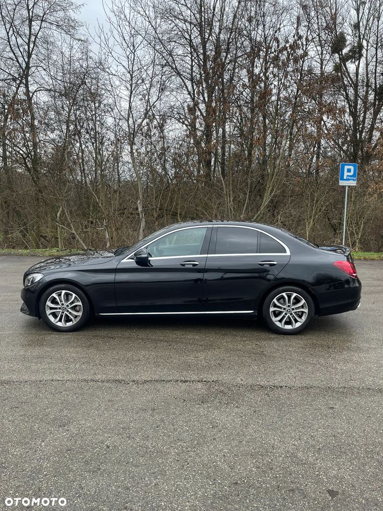 Mercedes-Benz Klasa C 300 9G-TRONIC Avantgarde - 19