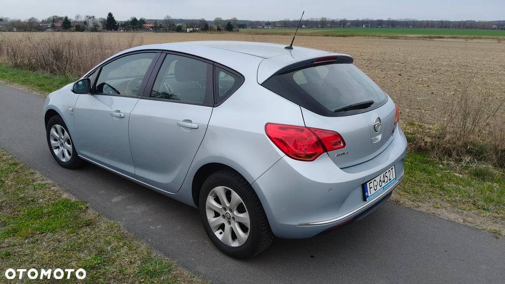 Opel Astra 1.4 Turbo ENERGY - 8
