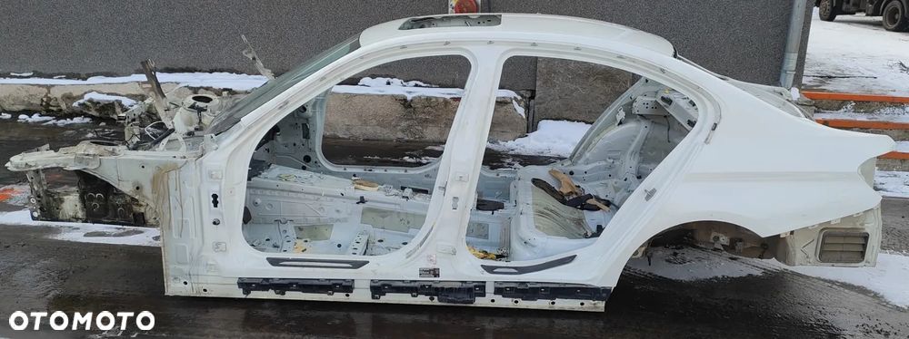 Bmw 328i F30  Ćwiartka podłużnica próg słupek dach A300 - 5