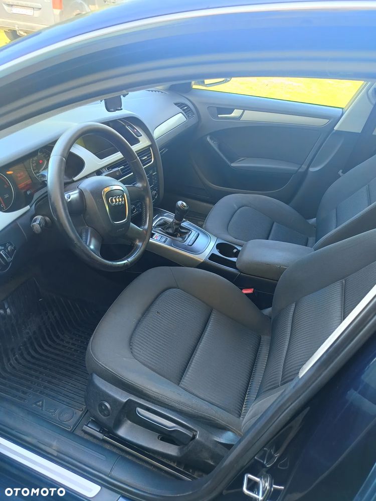 Audi A4 Limousine 2.0 TDI - 8