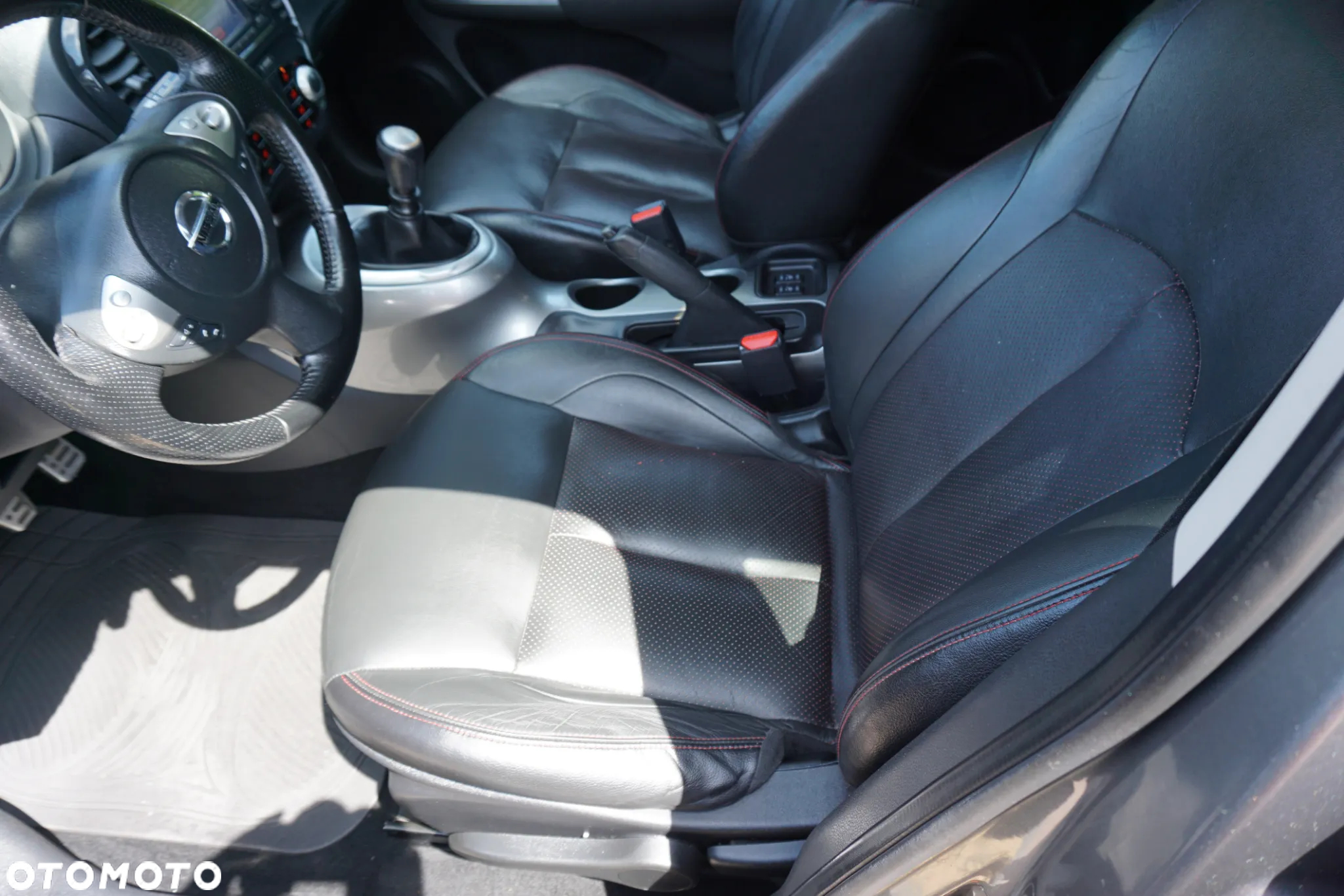 Nissan Juke 1.6 DIG-T Tekna - 20