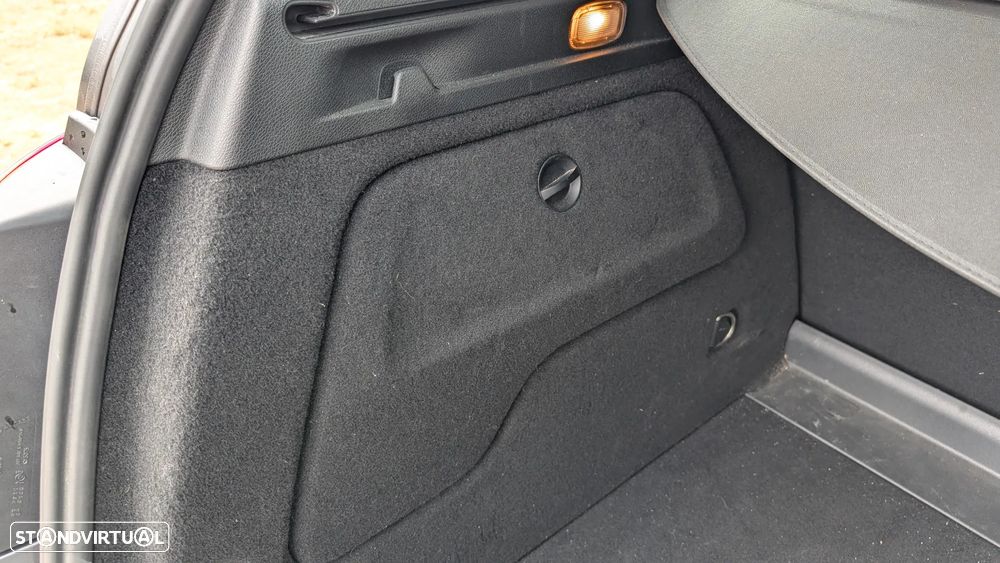 Mercedes-Benz B 180 BlueEfficiency - 15