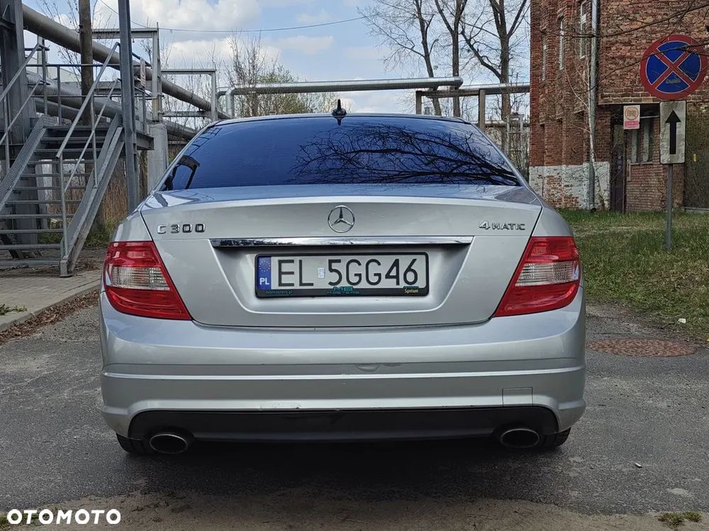 Mercedes-Benz Klasa C 300 Avantgarde 4-Matic - 10