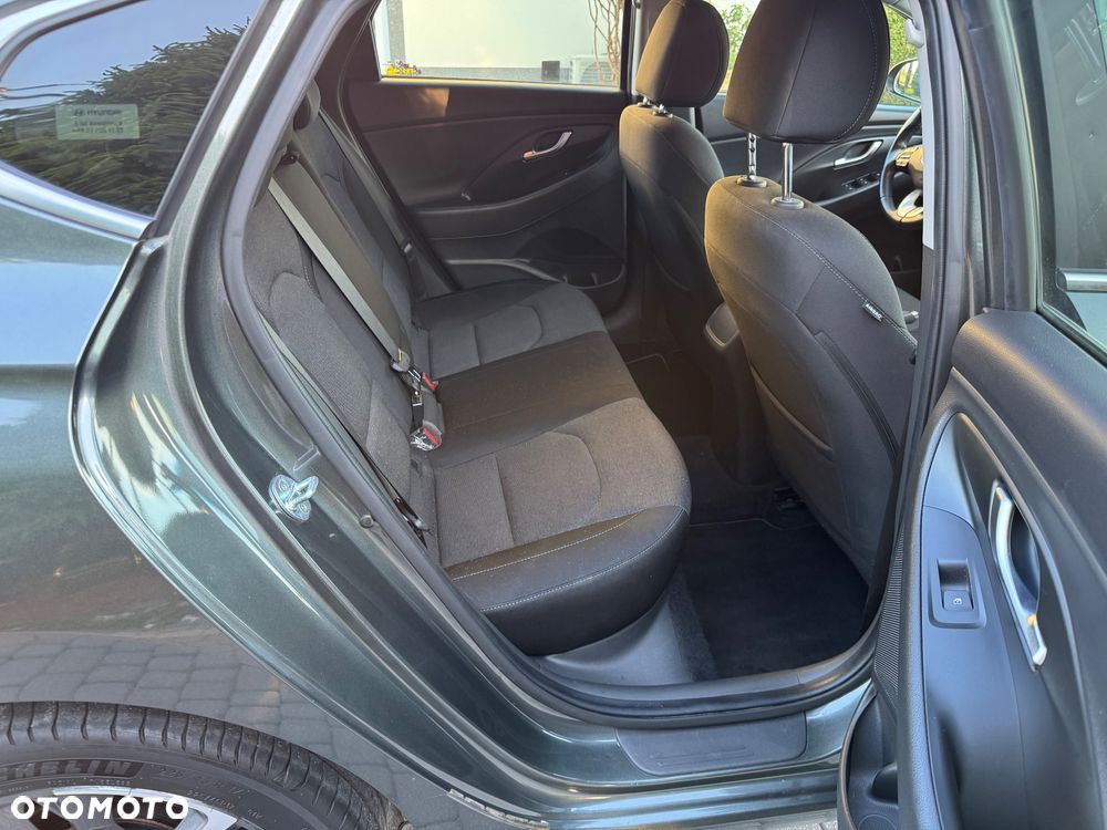 Hyundai i30 1.5 T-GDI 48V Comfort DCT - 27