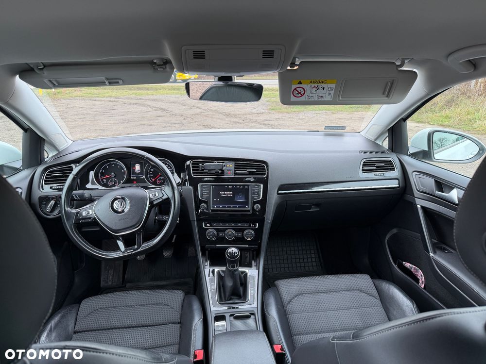 Volkswagen Golf 1.4 TSI BMT Highline - 13