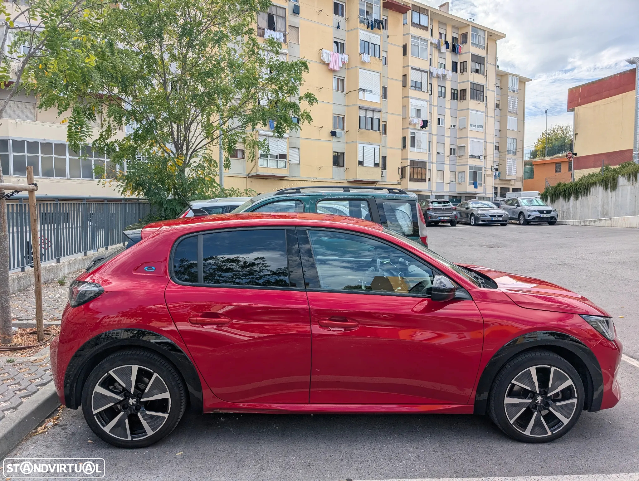 Peugeot 208 - 6