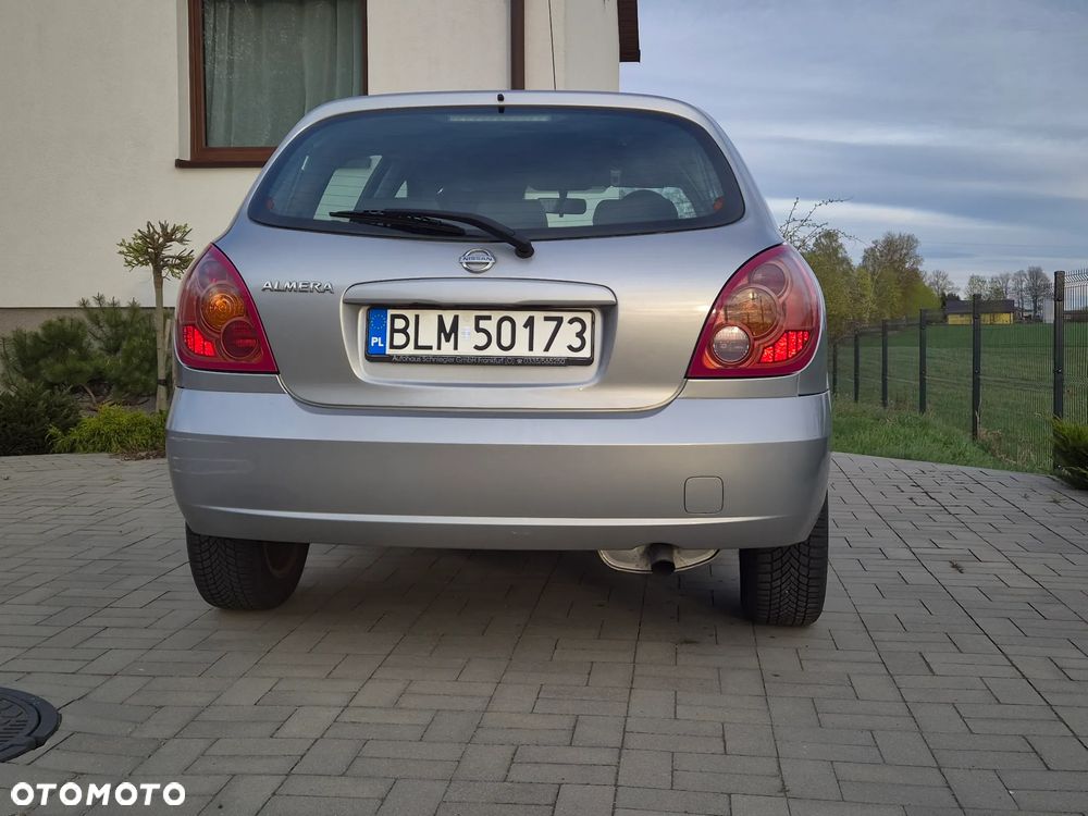 Nissan Almera 1.5 acenta PLUS - 3