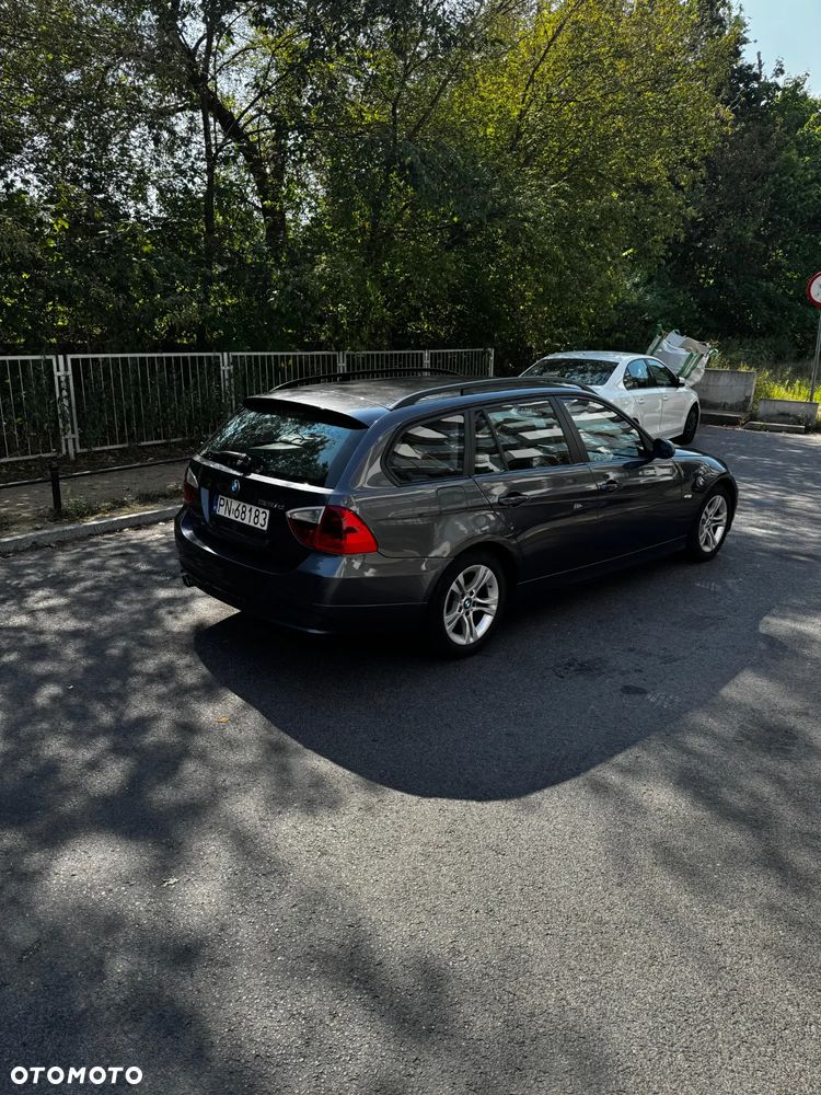 BMW Seria 3 320d - 3