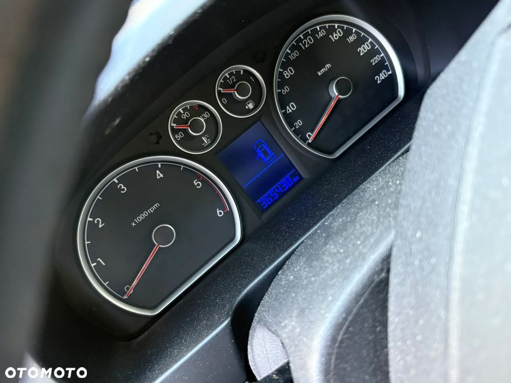 Hyundai i30 i30cw 1.6 CRDi FIFA WM Edition - 11