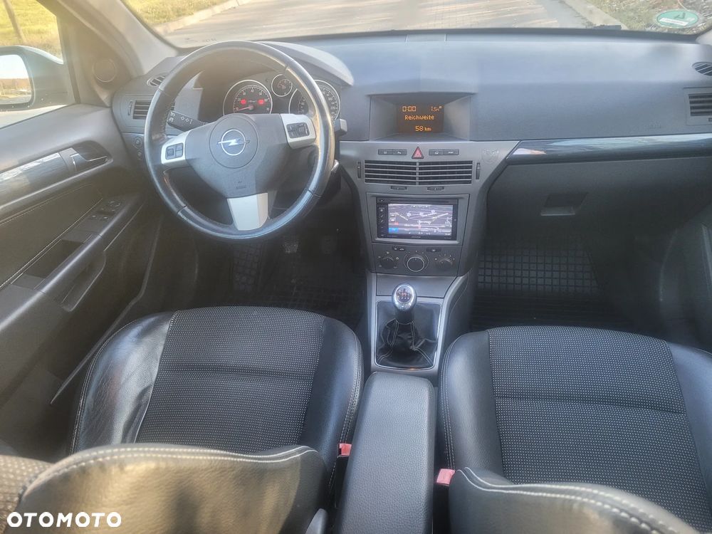 Opel Astra 2.0 Turbo Cosmo - 16