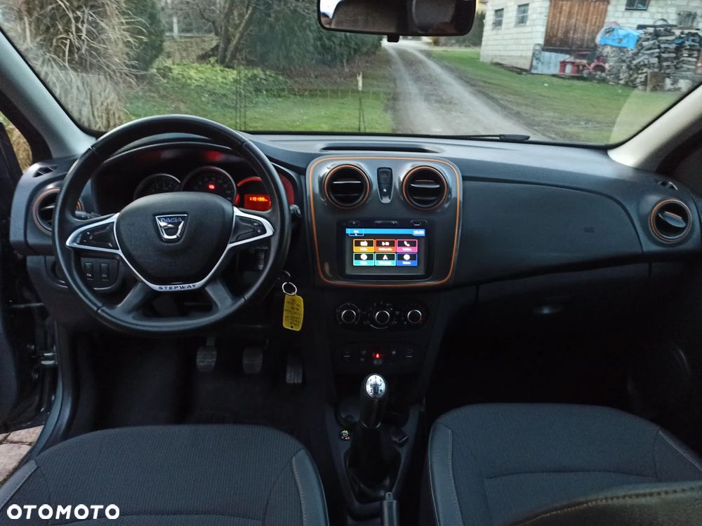 Dacia Sandero Stepway - 17