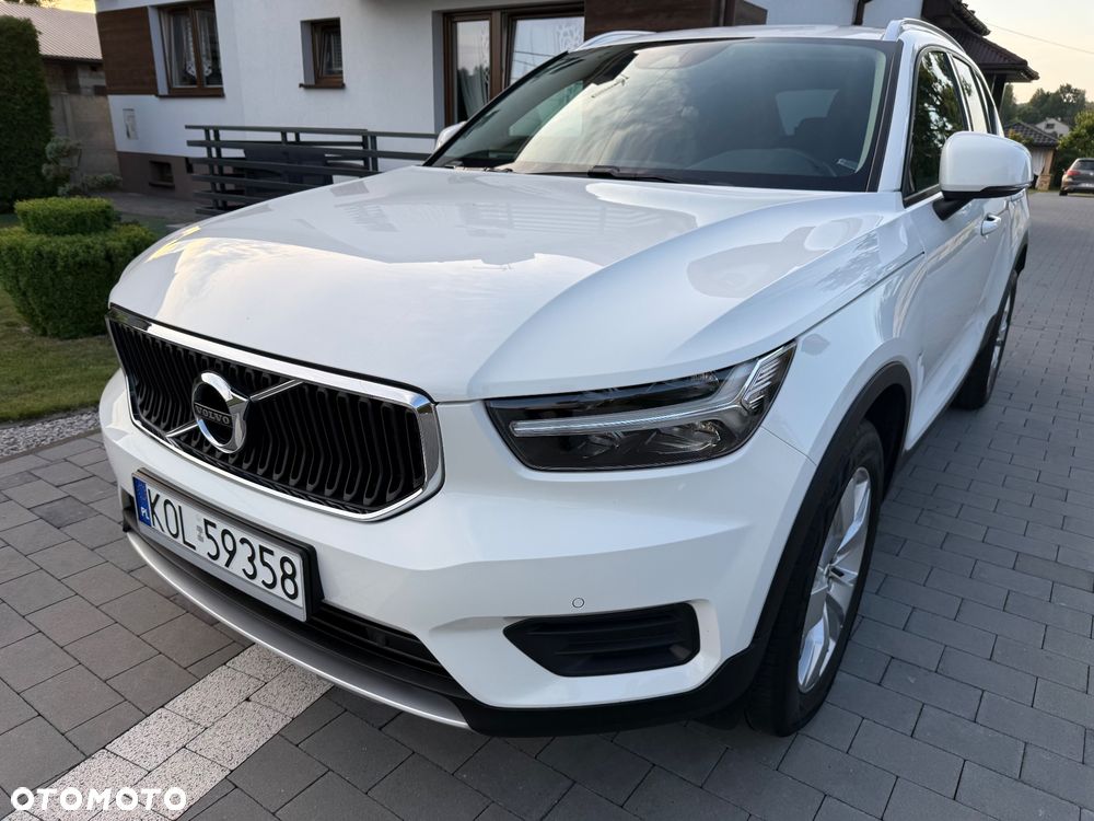 Volvo XC 40 T3 Momentum - 8