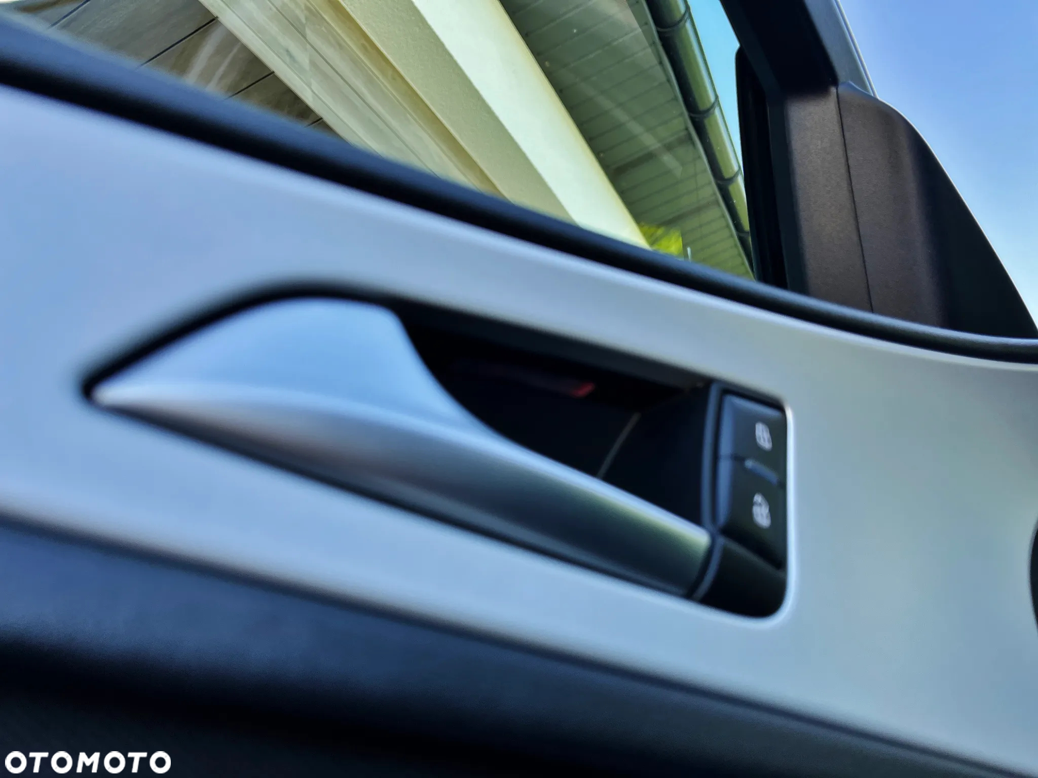 Audi A6 Avant 2.0 TDI Ultra S tronic - 37