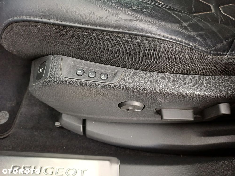 Peugeot 3008 BlueHDi 180 Stop & Start EAT6 GT - 17