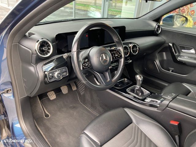 Mercedes-Benz A 180 d Style Plus - 12