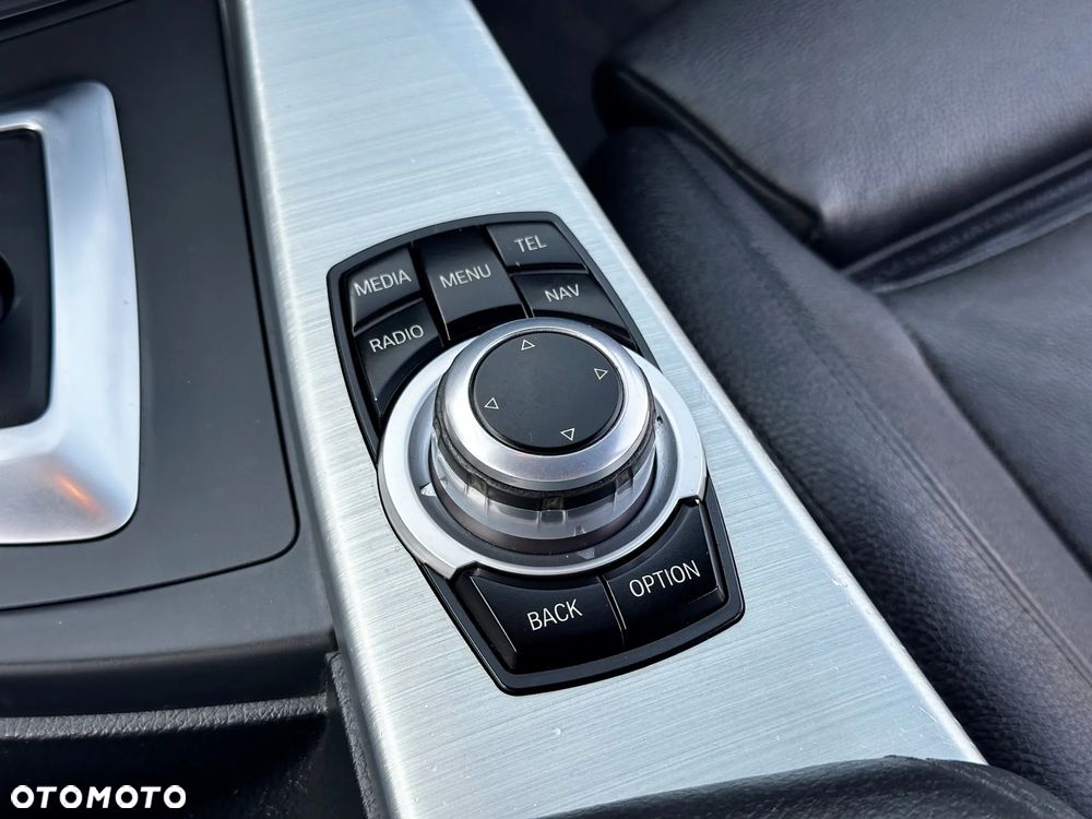 BMW Seria 3 - 32