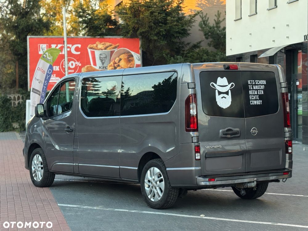 Opel Vivaro L2H1 2,9t Elegance Business - 2