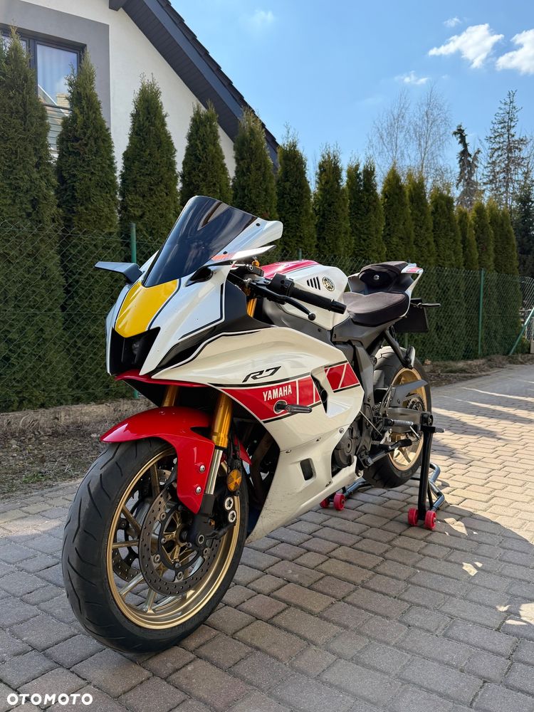 Yamaha R7 - 2