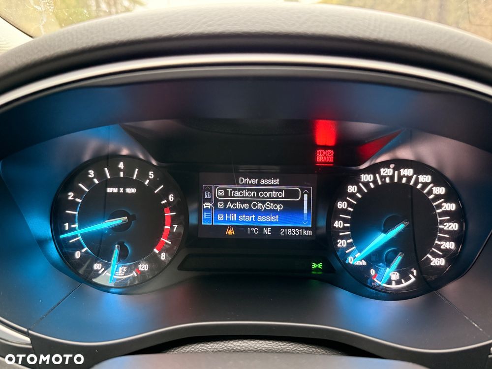 Ford Mondeo SW 1.5 EcoBoost S&S Titanium - 32