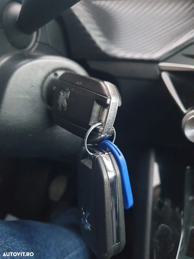 Peugeot 2008 1.5 BlueHDI FAP Active - 31