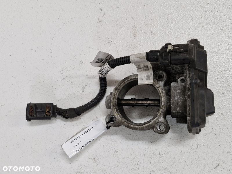 TOYOTA VERSO 1 I 1.6 D PRZEPUSTNICA POWIETRZA 4753864 - 3