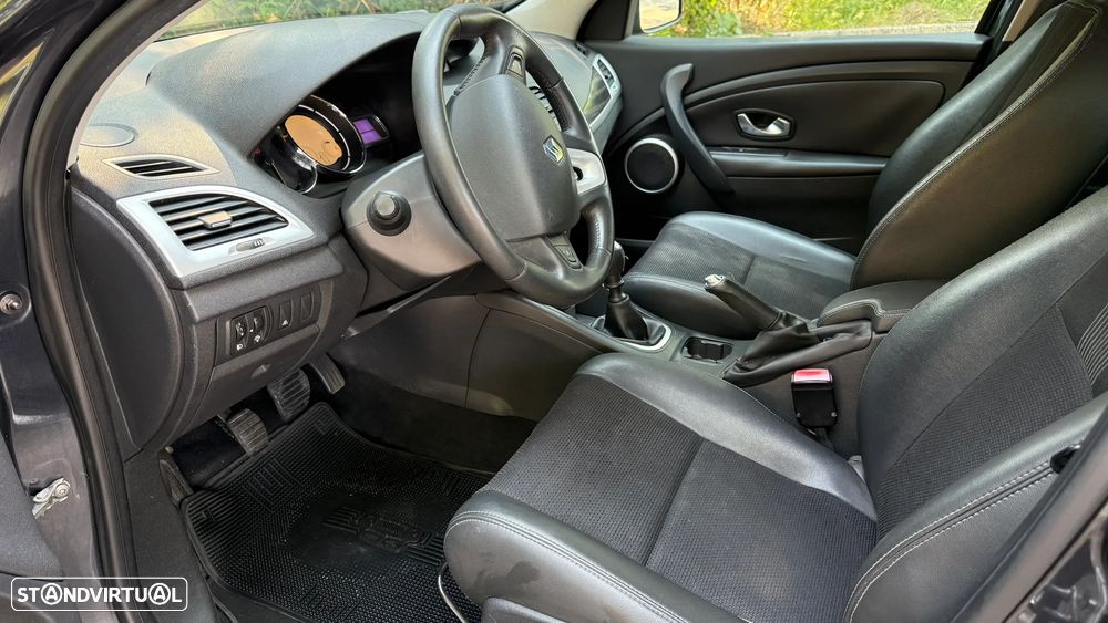 Renault Mégane 1.5 dCi Dynamique - 5