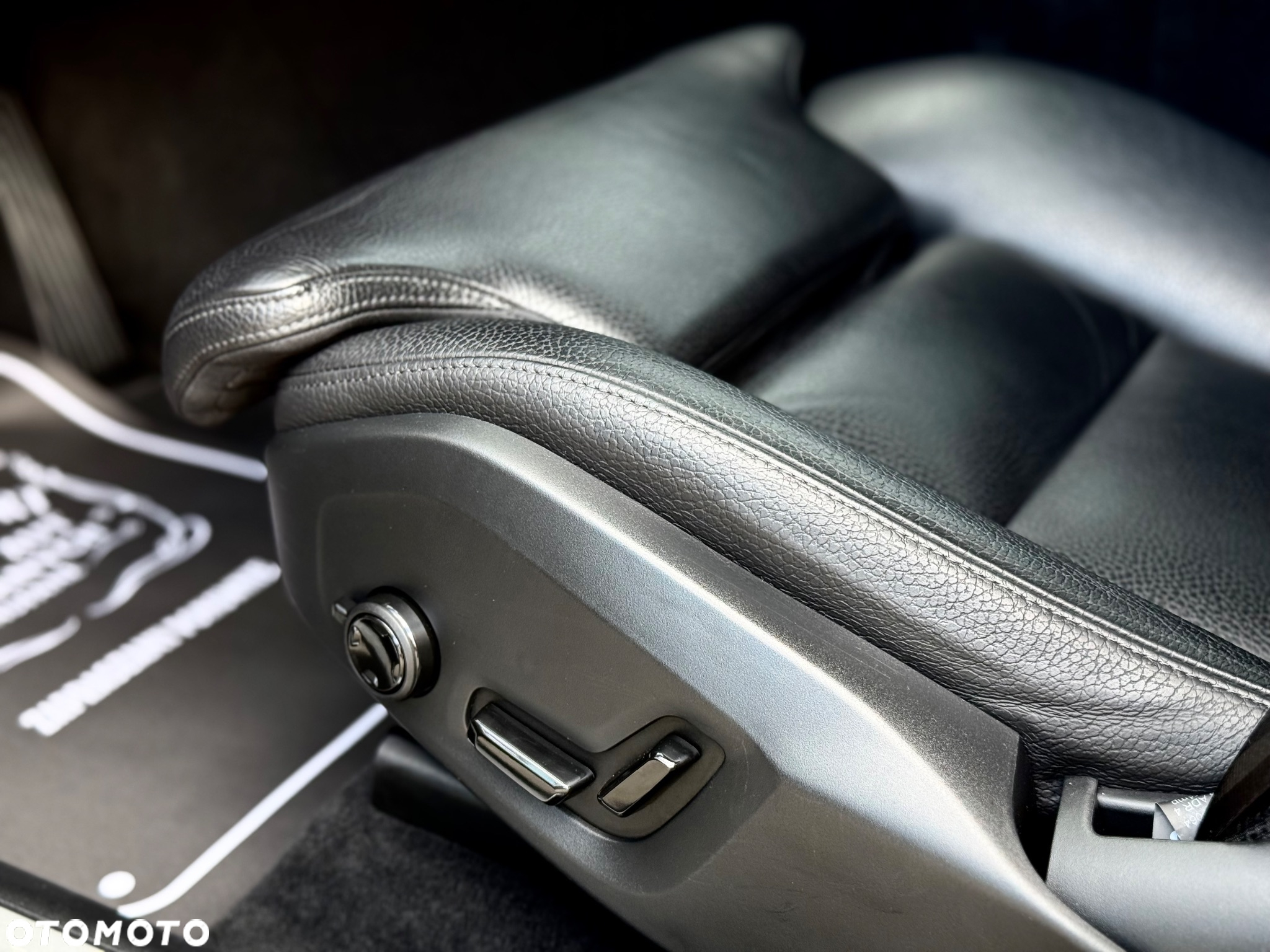 Volvo XC 60 D4 Geartronic Inscription - 26