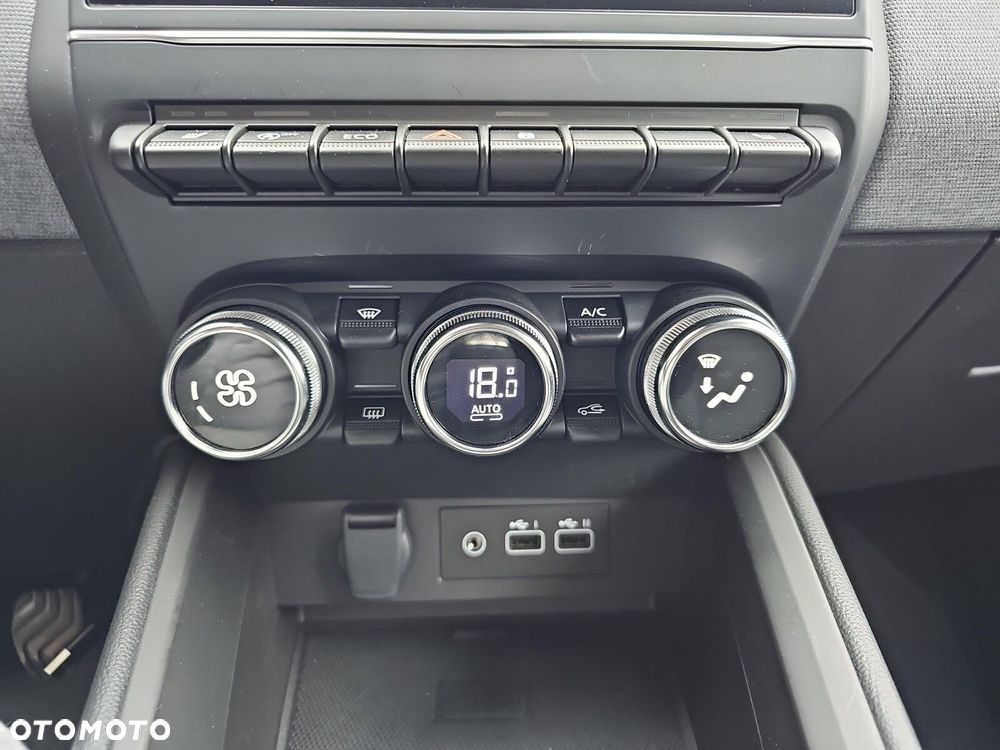 Mitsubishi Colt 1.0T Intense Style Cold - 26