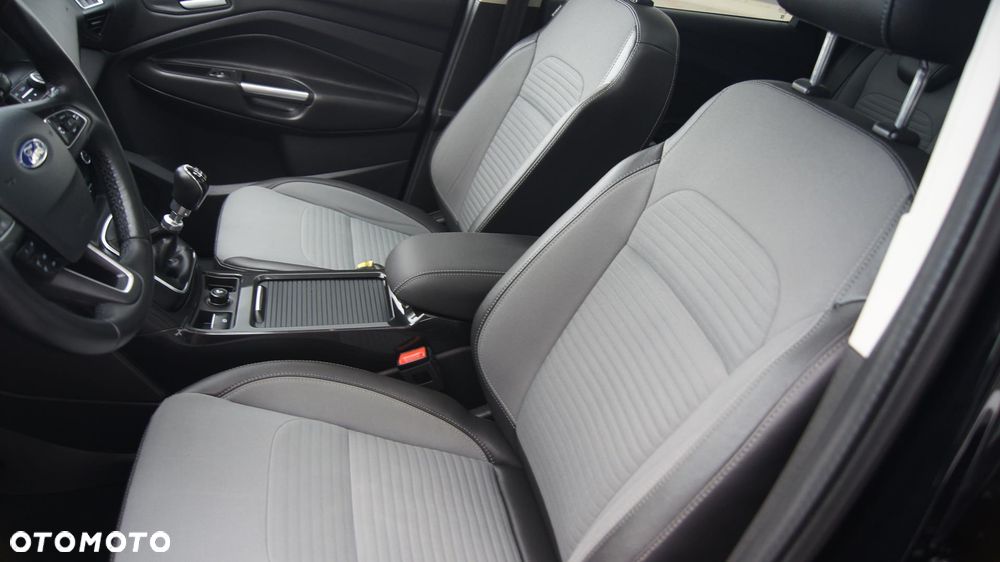 Ford Kuga 2.0 TDCi 4WD Titanium Plus - 14