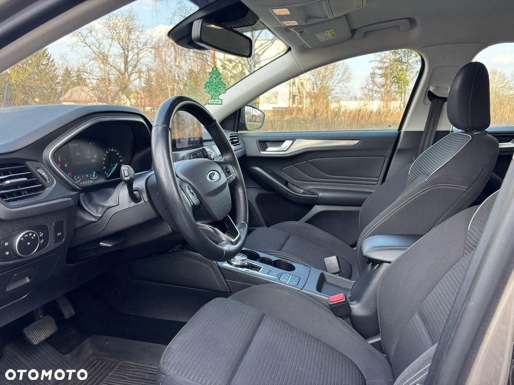 Ford Focus SW 1.0 EcoBoost S&S Business Edition - 20