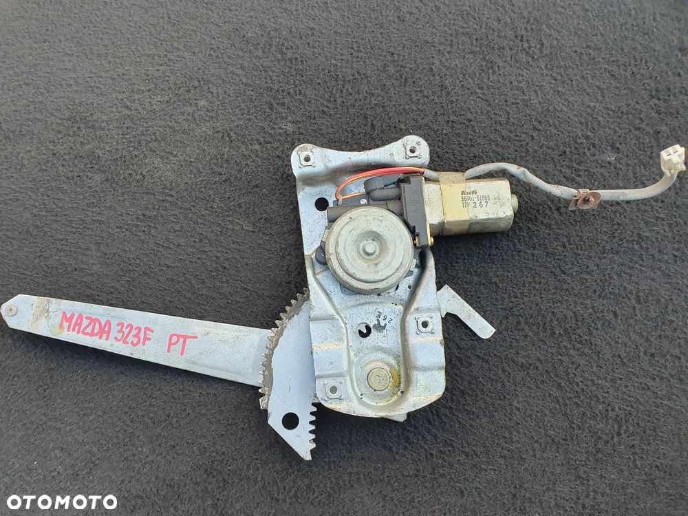 MAZDA 323 F BJ PODNOŚNIK SZYBY PRAWY TYŁ 36401-61866 - 1