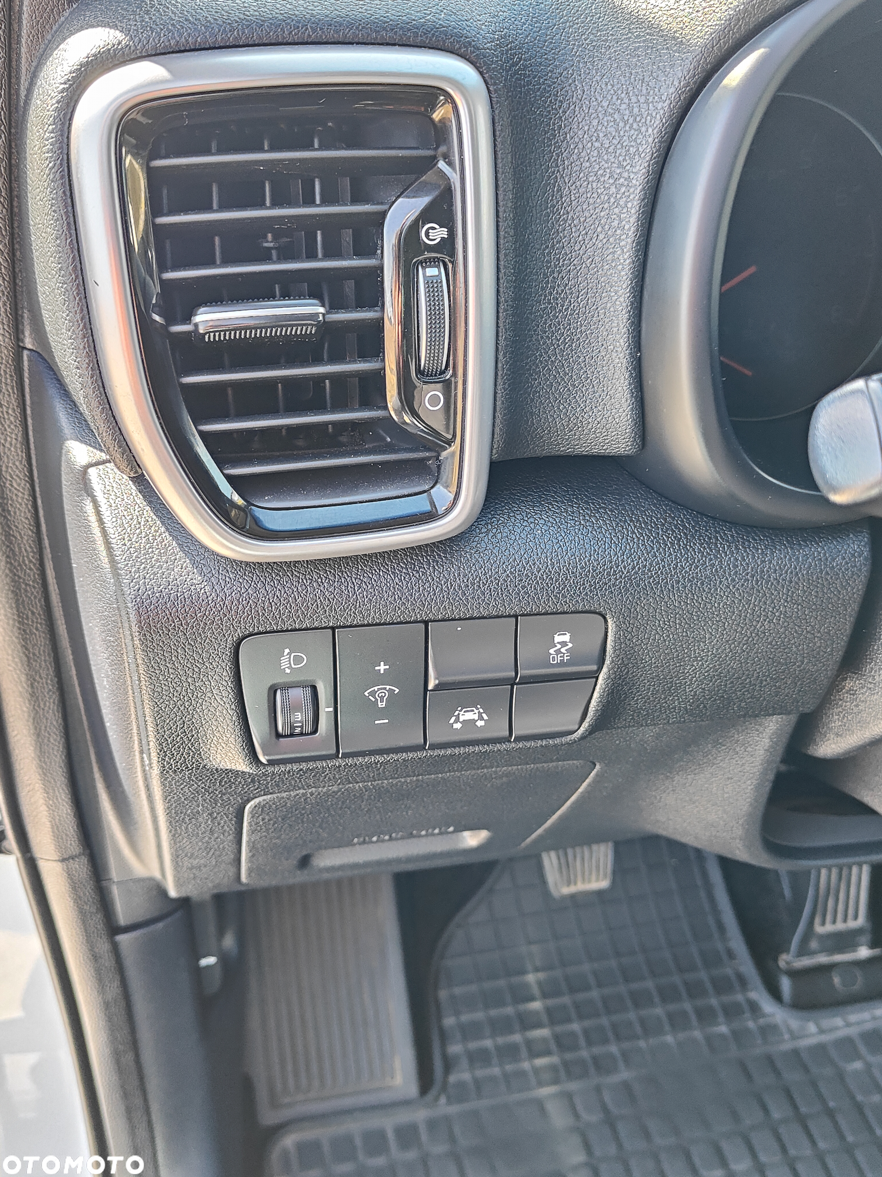 Kia Sportage - 10