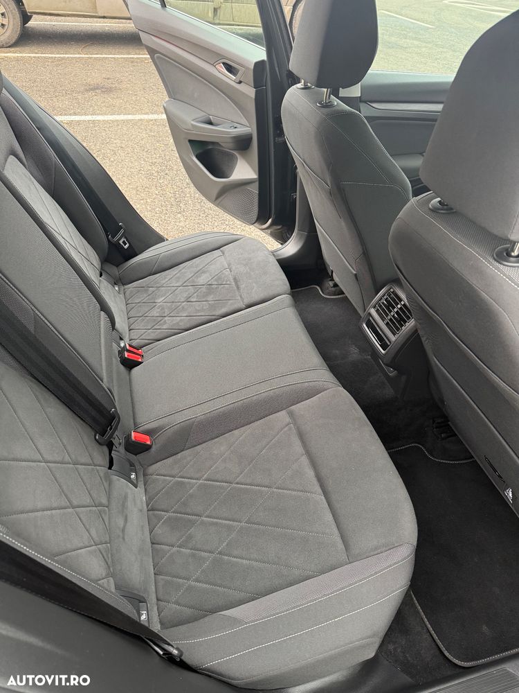 Volkswagen Golf 1.5 TSI ACT DSG Style - 14