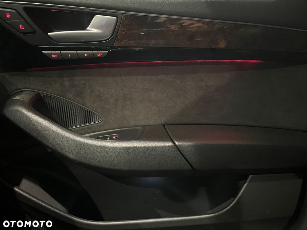 Audi A8 3.0 TDI ultra DPF quattro tiptronic - 24