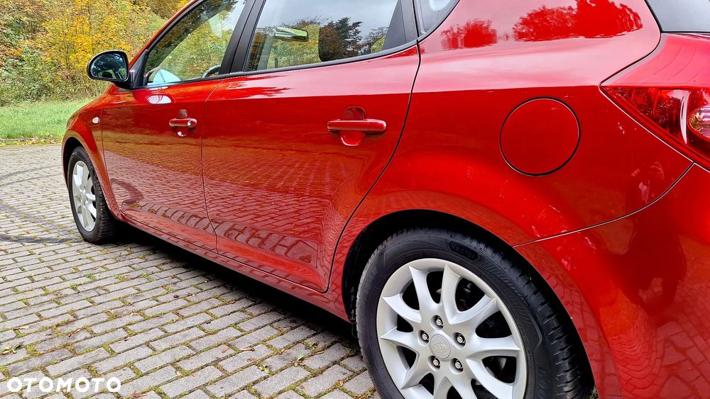 Kia Ceed Cee'd 2.0 Optimum + - 11