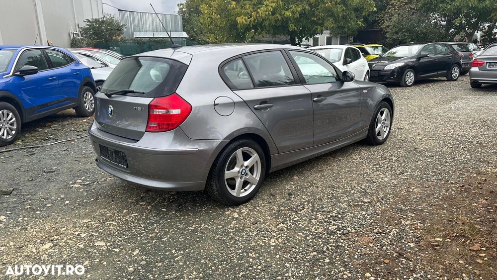 BMW Seria 1 116i - 19